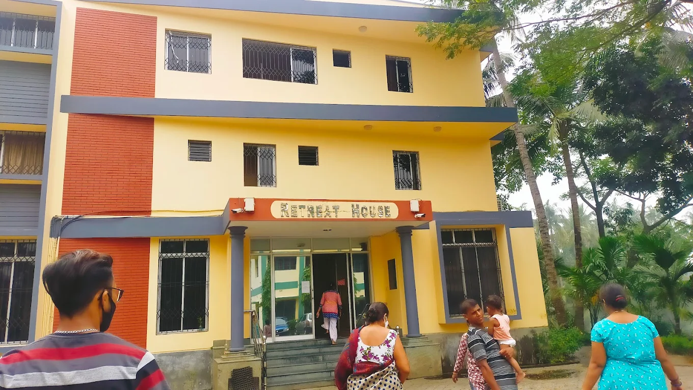 Dhyan Ashram (Retreat House)